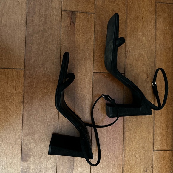 Zara sandals - Picture 3 of 6